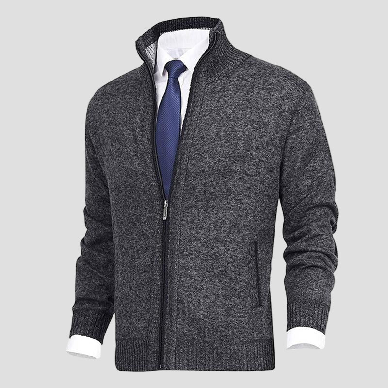 Gebreide cardigan met opstaande kraag en volledige ritssluiting voor heren in smart casual stijl, ideaal voor werk in de herfst-11