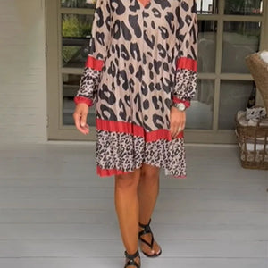 A-lijn jurk met lange mouwen en ruffles