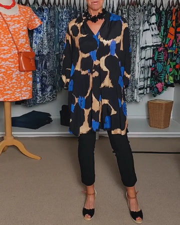 Blouse met V-hals en abstracte print