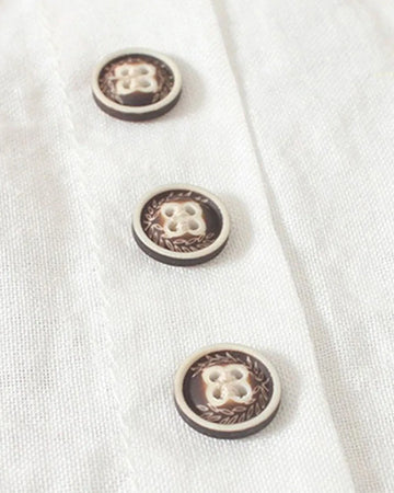 Basic top met knoopdetail