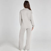 FAYE | Loungewear Set met Comfortabele Broek en Trui met V-hals Loungewear Set Zavalori
