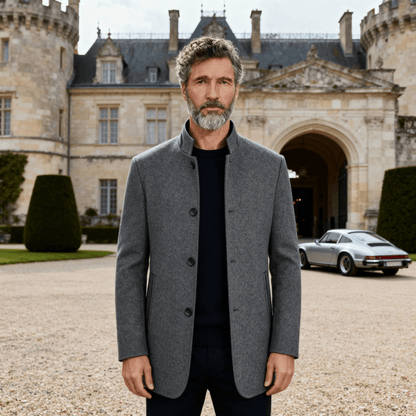 Korte jas met opstaande kraag en knoopsluiting